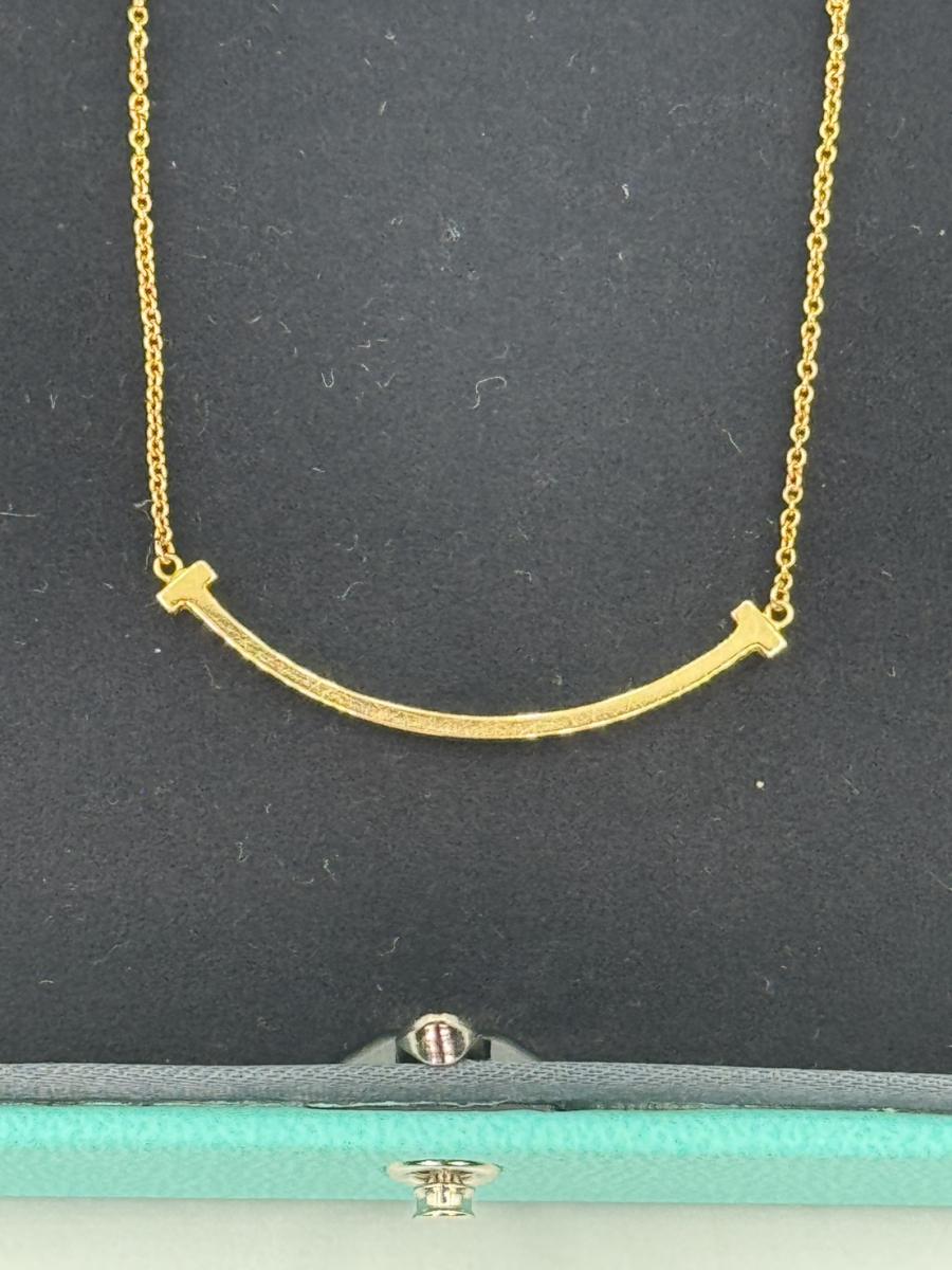 ティファニー Tスマイルネックレス