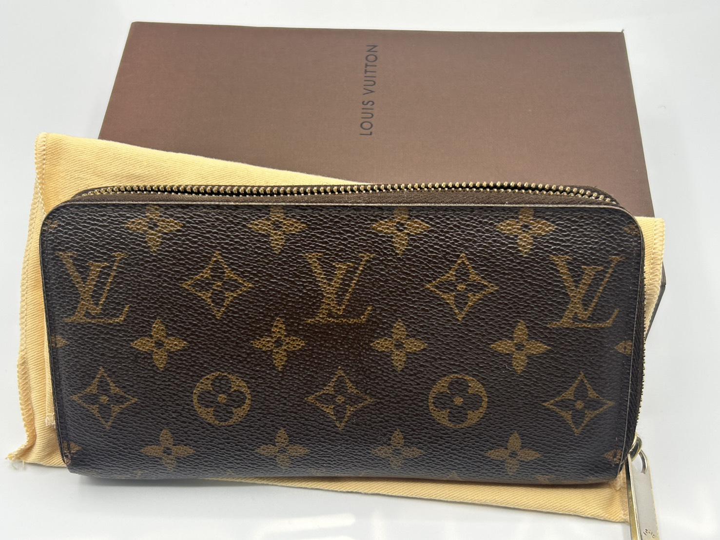 ルイ・ヴィトン ジッピーウオレット　M42616
