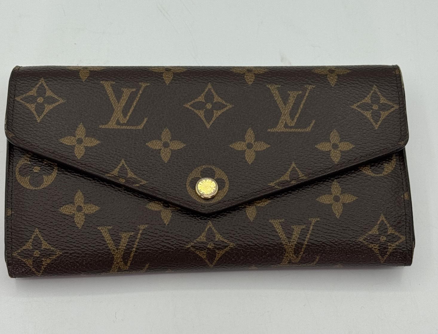 ルイ・ヴィトン ポルトフォイユサラ　ローズバレリーヌ