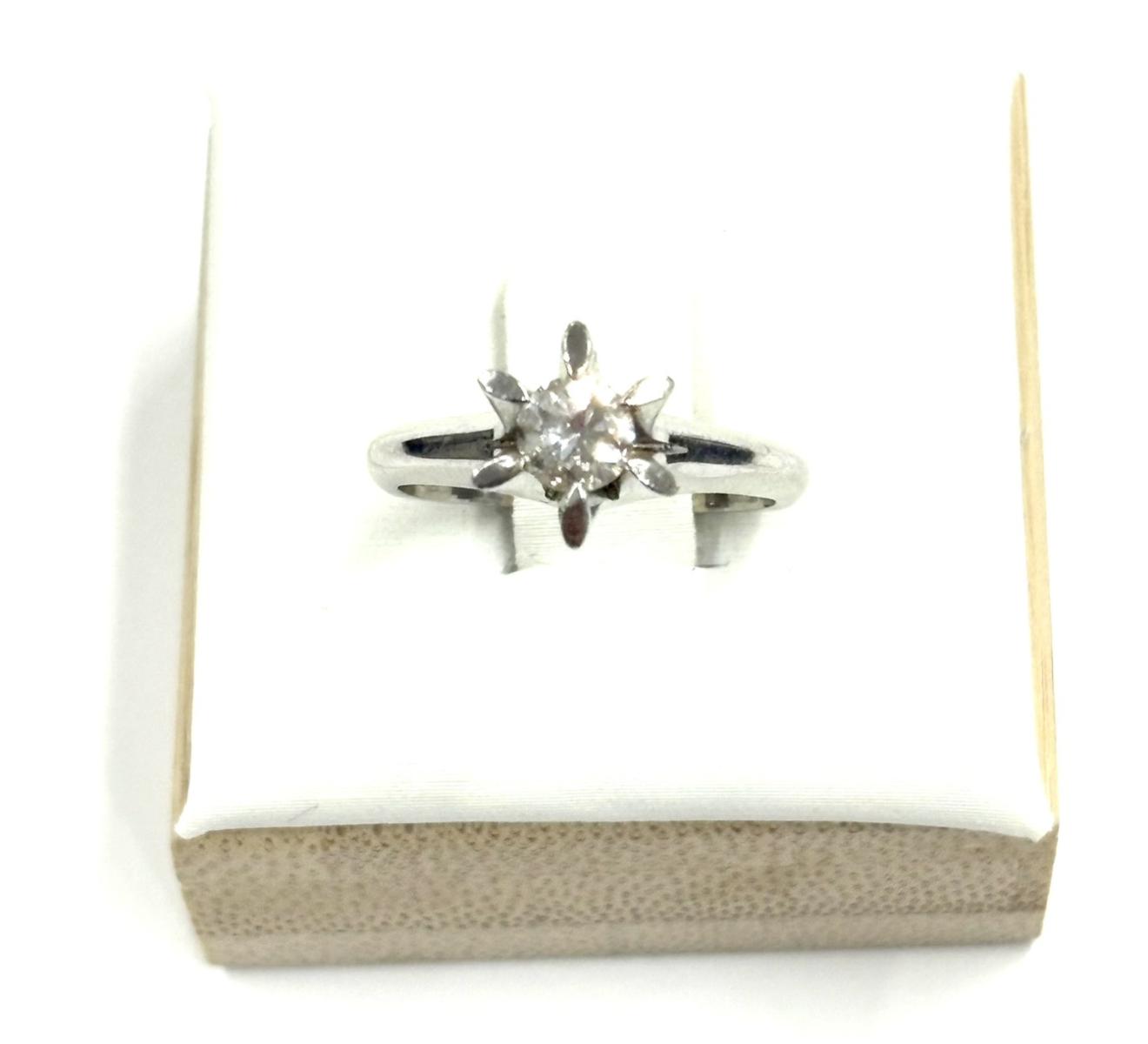 P リング pt900 ダイヤ付き　リング 5.3g