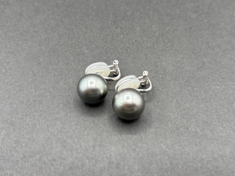 P 地金 イヤリング WGK14 2g