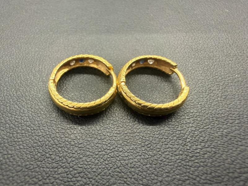 G 地金 K18　ピアス　2.7ｇ