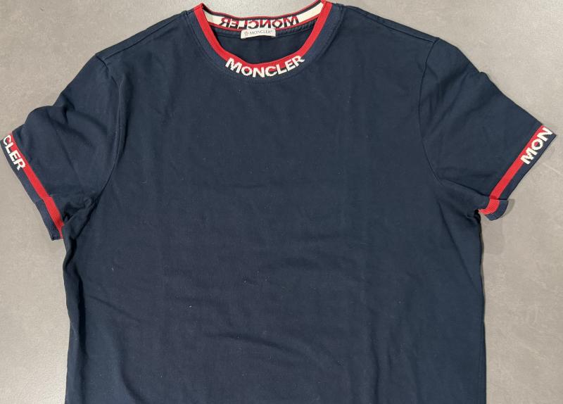 モンクレール Tシャツ　ネイビー