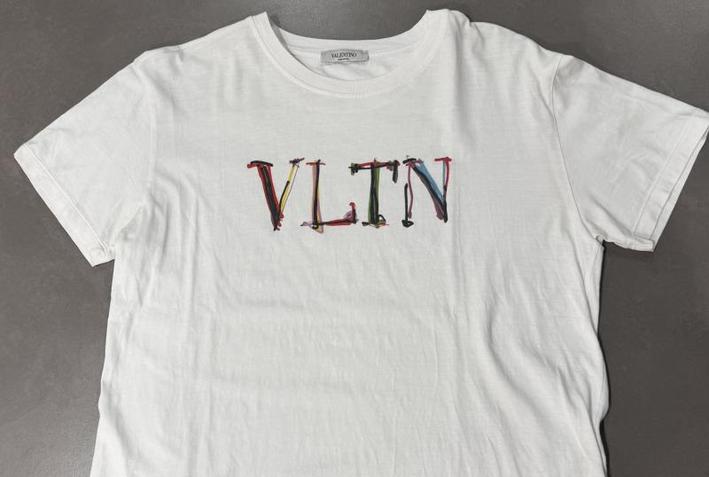 ヴァレンチノ Ｔシャツ