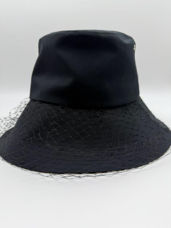 ディオールオム ボブハット