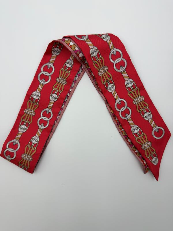 エルメス ツイリー　ハーネスの薔薇窓