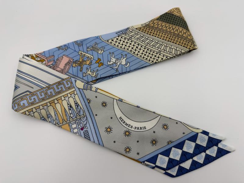 エルメス ツイリー　オブジェ・ドゥ・キュリオジテ　シルク100％