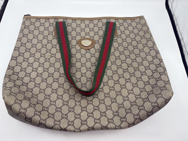 グッチ グッチプラストートバッグ