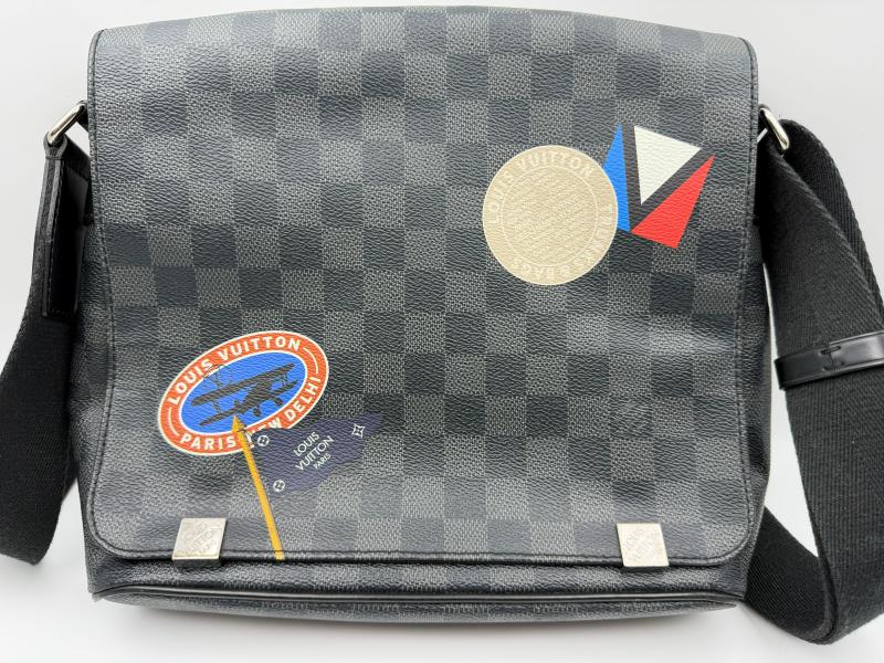 ルイ・ヴィトン ダミエ・グラフィットキャンバス　ディストリクトPM　N41054