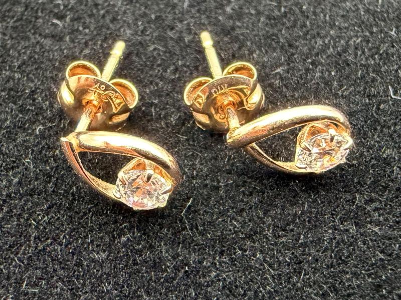 G 地金 K10　ピアス　0.5g