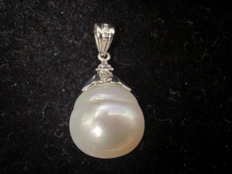 P 地金 PT900 石付　1.3ｇ