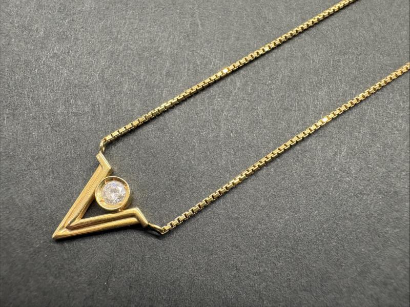 G ネックレス K18 石付　4.2g