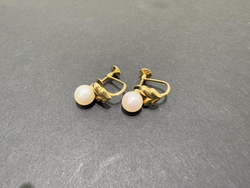 G 地金 K18 パールピアス　1.6g
