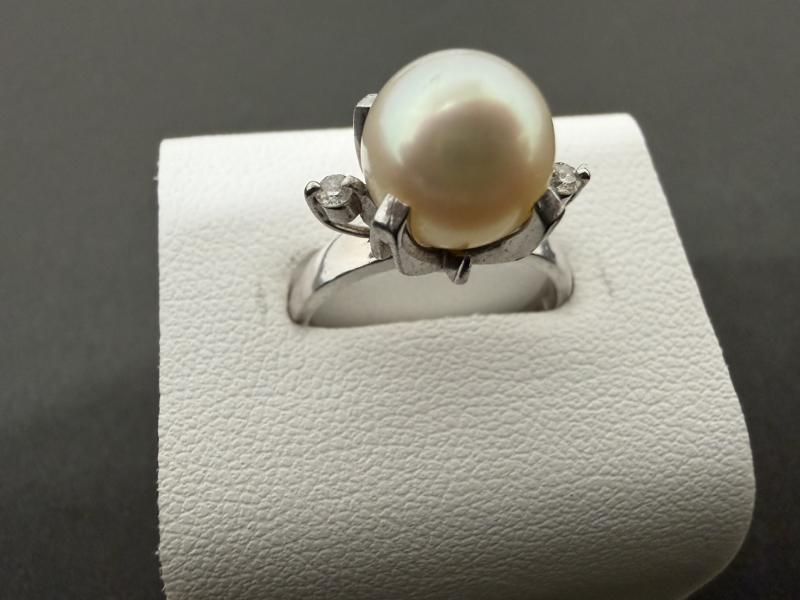 P リング Pt900 4.5g 石付き