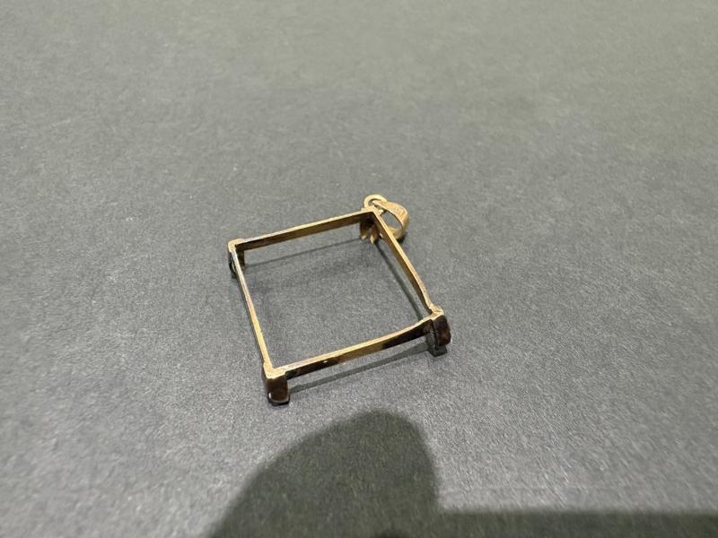 G 地金 K18 トップ　1.7g
