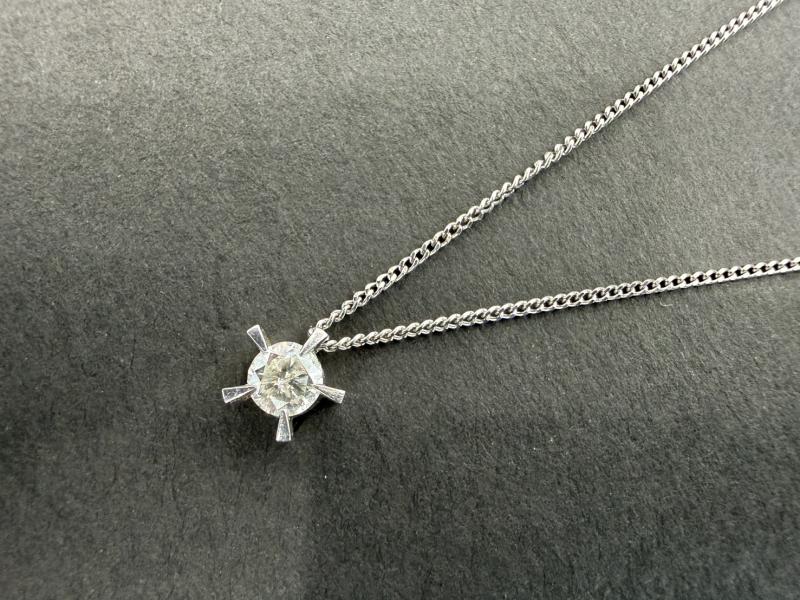 P ネックレス Pt 850 3.5g 石付き