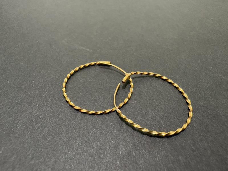 G 地金 K18 ピアス　0.4ｇ