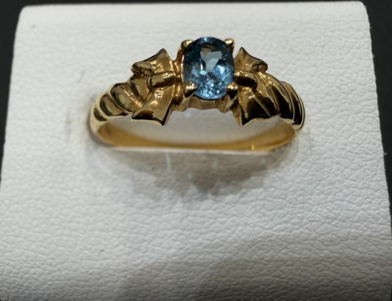 G リング K18 1.1g 石付き