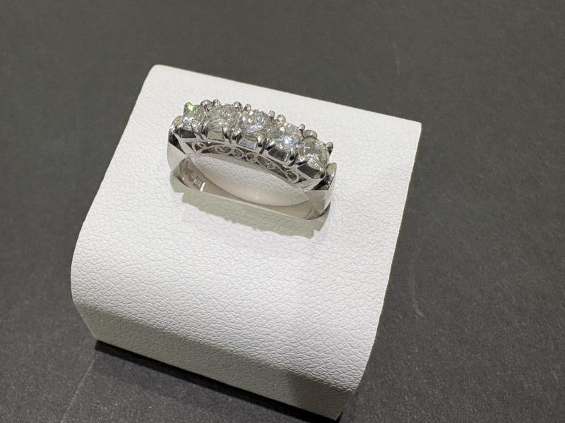 P リング pt900　ダイヤ　4.5g