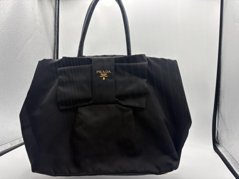 ＰＲＡＤＡ　ナイロンバッグ