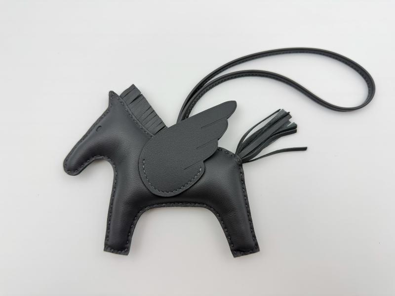 エルメス ロデオペガサスGM　W　グレー系