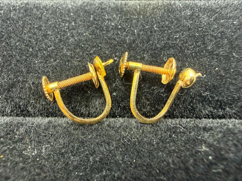 G 地金 ピアス　K18　0.8ｇ